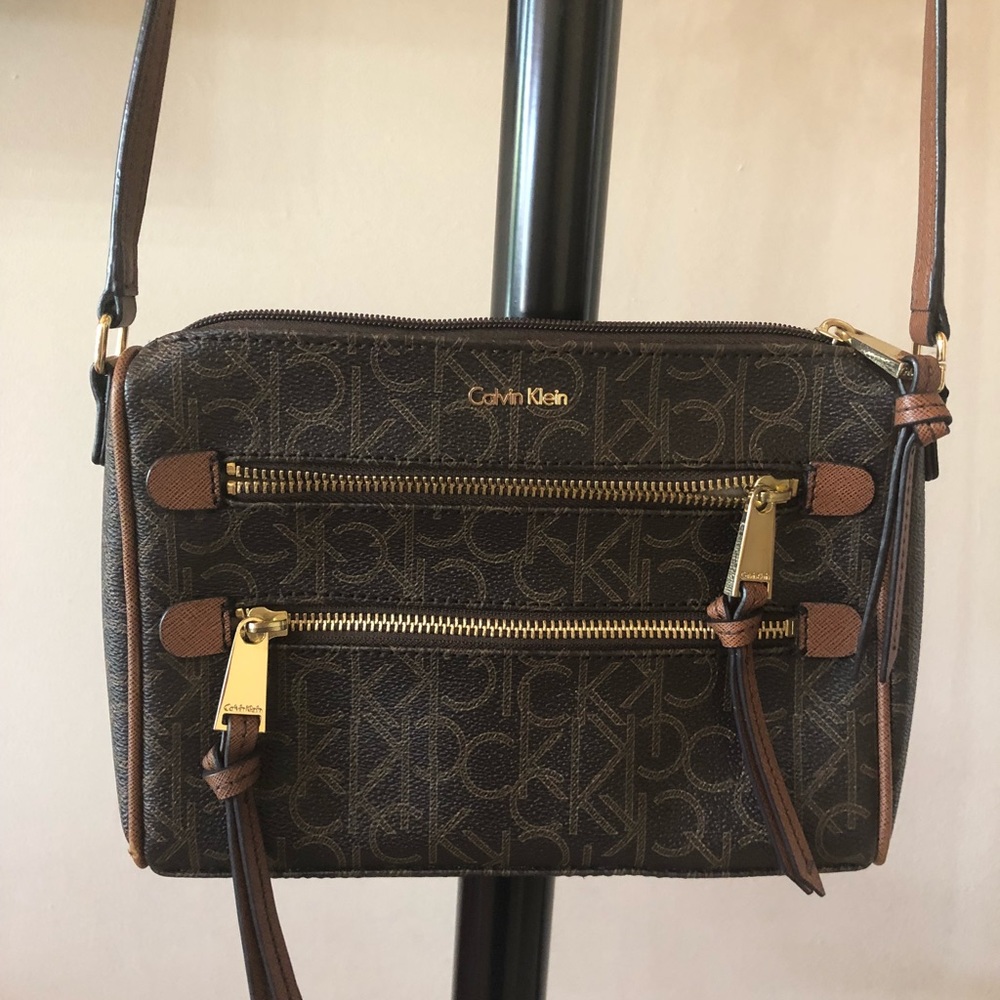 Calvin Klein Crossbody